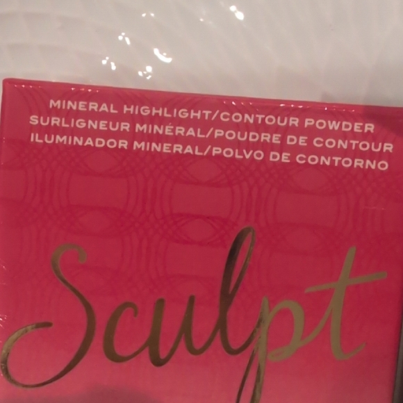 Mirabella Sculpt Contour Powder Set - Picture 6 of 7